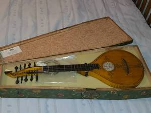 lot 489 image: Cittern by Dieter Mockel with Case