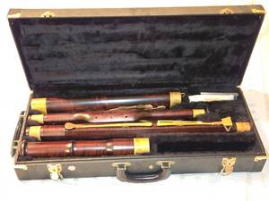 Baroque Bassoon 7 Key by Levin & Ross #0111 with Case