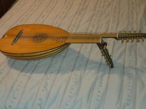 lot 504 image: Baroque Lute