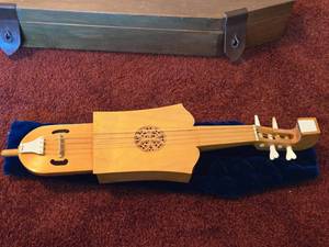 lot 540 image: Violetta with Case