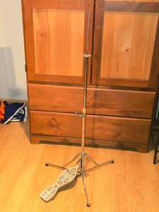 lot 600 image: Hi Hat Stand by Gretsch