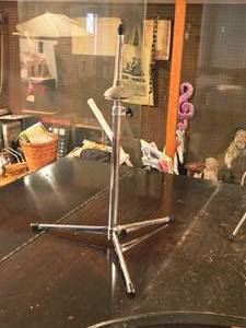 lot 602 image: Flat base Cymbal Stand