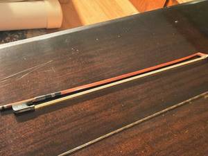 lot 606 image: Cello Bow