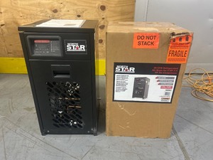 lot 9 image: NorthStar Quiet Armor 30 CFM Refrigerated Air Dryer, Max. Flow Rate 30 CFM MSRP $1,999.99