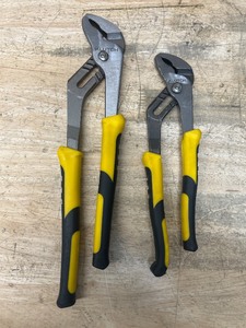 lot 65 image: Lot of 2- Klutch channel locks