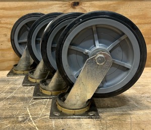 lot 207 image: Fairbanks lot of 4 wheels