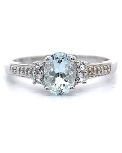 lot 18 image: 1 Carat Natural Aquamarine & Pav White Topaz Ring VIDEO