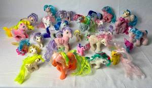 lot 66 image: Large Collection of Vintage My Little Ponies and Newborn Ponies