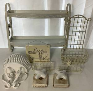 lot 28 image: Vintage Bathroom Dcor Lot