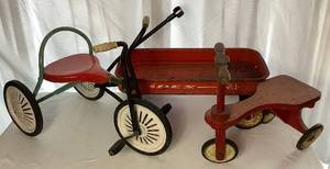 lot 26 image: Vintage Childrens WagonTrike Lot 1950s -1960s