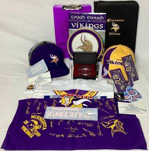 lot 89 image: Minnesota Vikings Memorabilia Through the Years LOT 1
