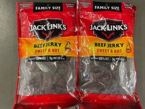 lot 38 image: T - Jack Links Sweet & Hot Beef Jerky 10 oz Family Size (2 Packs, Best by 62025)