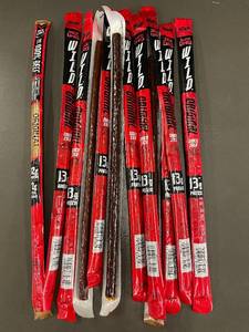 lot 121 image: 10 Jack Links Wild Original Snack Sticks 2.2 oz Each - Best By Mar 2025