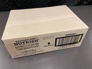 lot 326 image: Rachael Ray Nutrish Tuna Purrfection Cat Food Case (12x2.8 oz, Exp 122025)