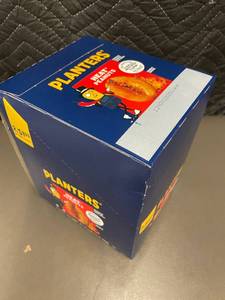 lot 487 image: Planters Heat Peanuts 18-Pack 1.75 oz Bags Factory Sealed (Best By 12NOV2025)