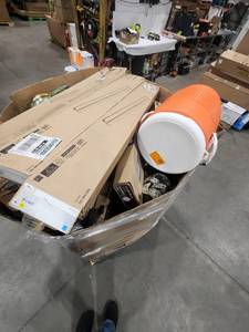 lot 240 image: WHOLESALE PALLET LOT OF GENERAL MERCHANDISE