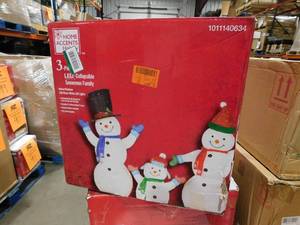 lot 109 image: 3-Piece Yuletide Lane LED Collapsible Snowman Family Holiday Yard Decoration
