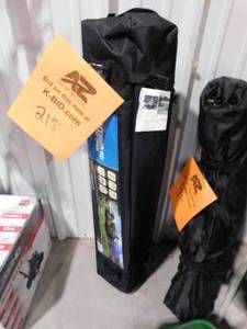 lot 215 image: 10 x 10 Blue- Pop up Shade tent with bag