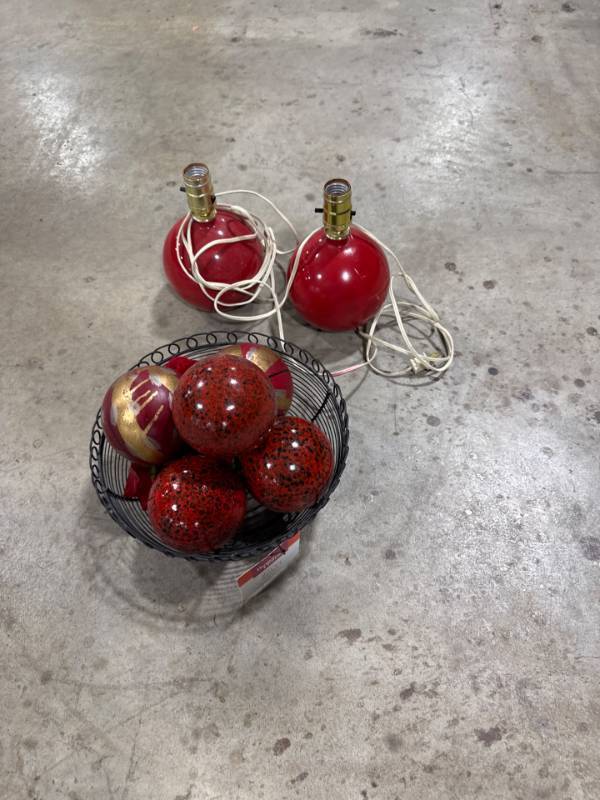 lot 0048 image: Red Lamp Bases & Decorative Baubles