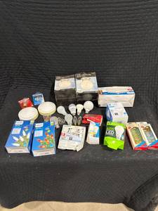 lot 0496 image: Assorted Lighting Products