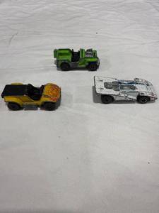 lot 0546 image: Vintage Hot Wheels Redline Series