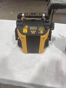 lot 0553 image: Portable Power Jump Starter
