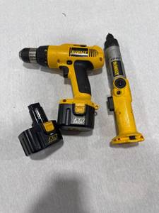 lot 0573 image: DeWalt Cordless Power Tools