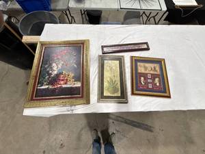 lot 0641 image: Assorted Framed Wall Art