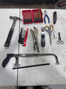 lot 0649 image: Assorted Household Hand Tools