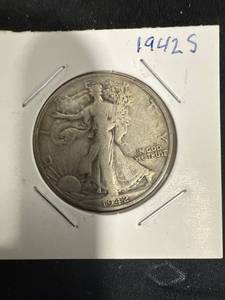 lot 0669 image: 1942S Walking Liberty Half Dollar