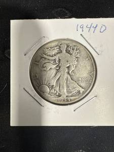 lot 0671 image: 1944D Walking Liberty Half Dollar