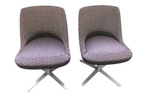 lot 40 image: 2 Swivel Guest Chairs