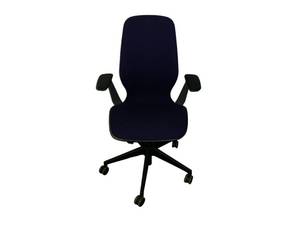lot 44 image: Steelcase Silq Purple Task Chair