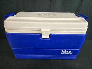 lot 44 image: Igloo Legend 54 Cooler and Drew Foam Archery Target Set