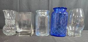 lot 88 image: Set of 5 Assorted Glass Vases Including Blue Patterned Vase
