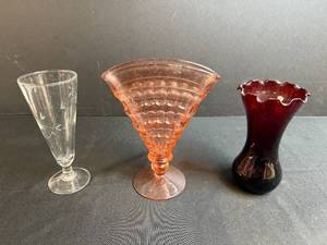 lot 102 image: Lot of 3 Vintage Glass Vases - Clear, Pink, and Ruby Red