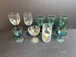 lot 119 image: Assorted Set of Vintage Stemware Glasses and Duck Motif Tumbler