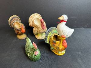 lot 120 image: Set of Ceramic Bird Figurines Turkey Chicken Duck Planters