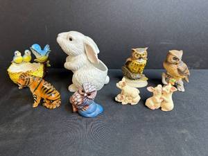 lot 134 image: Collection of Animal Figurines - Rabbit, Owls, Birds, Tiger, Pigs