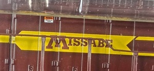 lot 197 image: Athearn Genesis HO Scale DM&IR SD45-2 416 Locomotive Missabe