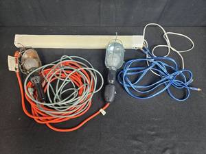 lot 207 image: Lot of 2 Trouble Lights, Shop Fluorescent Fixture, and Extension Cord