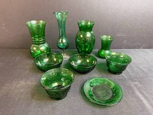 lot 251 image: Set of Green Vintage Glass Vases and Bowls with Saucers