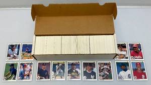 lot 55 image: Unsorted 1990 Upperdeck baseball Cards
