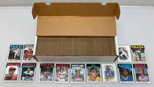 lot 77 image: Unsorted 1986 Topps Baseball Cards