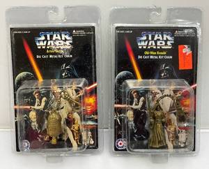 lot 204 image: Vintage STAR WARS Miniature Die Cast Character Key Chains (New Old Stock)
