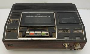 lot 244 image: 1970s RCA SelectaVision Video Cassette Recorder Model VDT 501