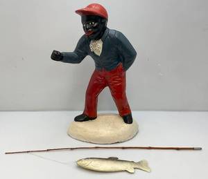 lot 249 image: Vintage Heavy Cement Lawn Jockey With Fishing Pole And Fish 20