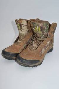 lot 34 image: Hunting Boots