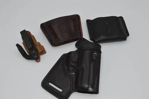 lot 62 image: Holsters