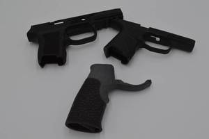 lot 65 image: 3 Pistal grip replacments